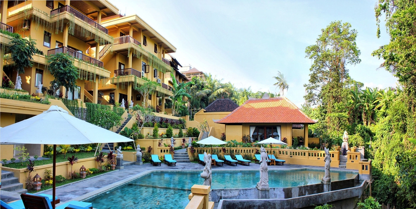 Imagen de la piscina del Hotel Sri Aksata Ubud Resort By Adyatma Hospitality. Foto 11