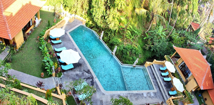 Imagen de la piscina del Hotel Sri Aksata Ubud Resort By Adyatma Hospitality. Foto 12