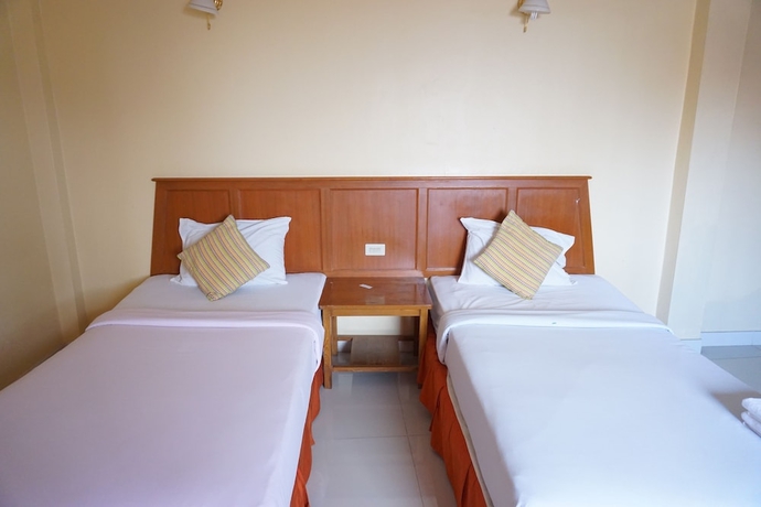 Imagen de la habitación del Hotel Sri Chumphon. Foto 8