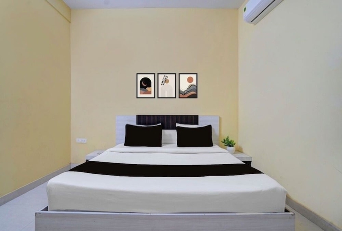 Imagen de la habitación del Hotel Sri Krishna Palace. Foto 9
