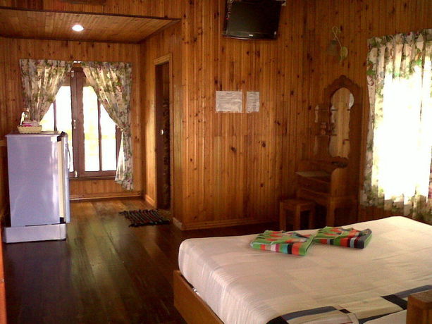 Imagen de la habitación del Hotel Sri Phairin Resort. Foto 5