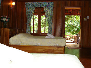 Imagen de la habitación del Hotel Sri Phairin Resort. Foto 12