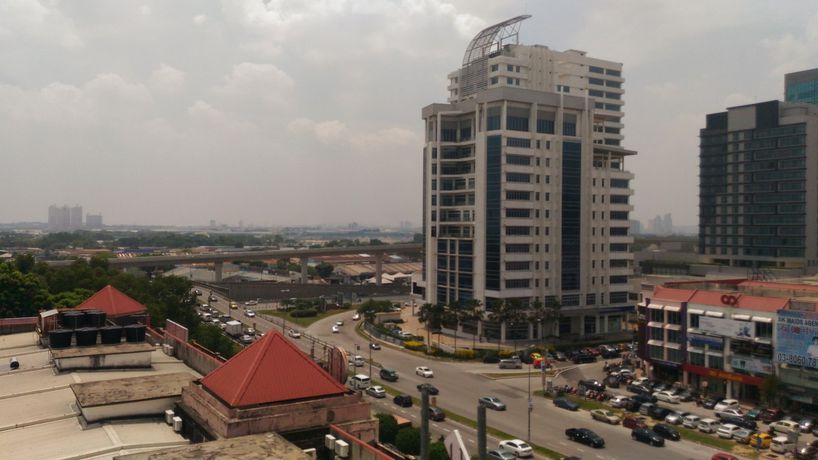 Imagen de los interiores del Hotel Sri Puchong. Foto 16