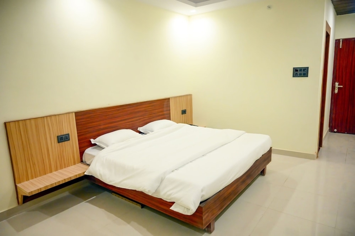 Imagen de la habitación del Hotel Sri Ram Janki Palace. Foto 7