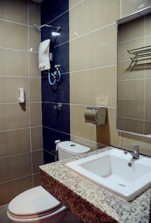 Imagen de la habitación del Hotel Sri Rembia. Foto 5