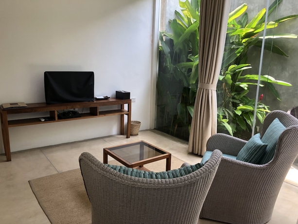 Imagen de la habitación del Hotel Sri Sharavi Beach Villas and Spa. Foto 19