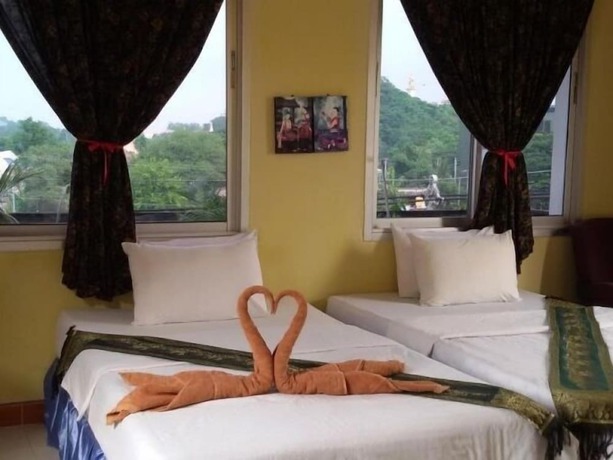 Imagen de la habitación del Hotel Sri Trang. Foto 5