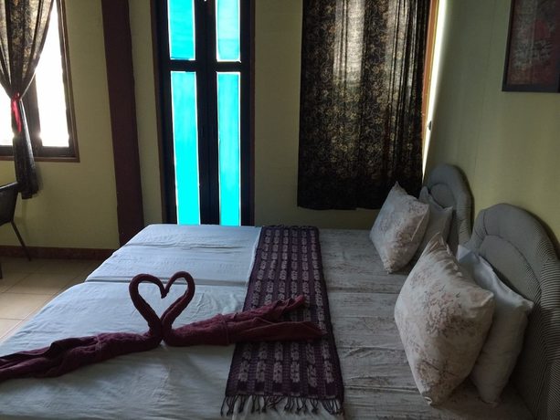 Imagen de la habitación del Hotel Sri Trang. Foto 8