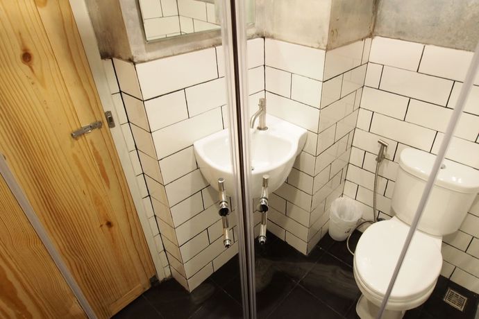 Imagen de la habitación del Hotel Sribumpen+. Foto 11