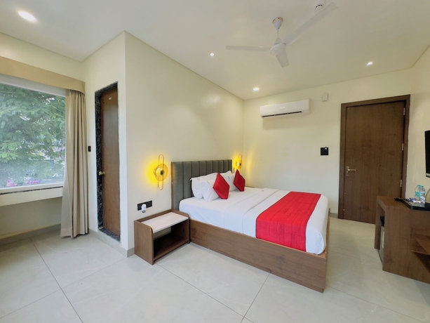 Imagen de la habitación del Hotel Srimad. Foto 5