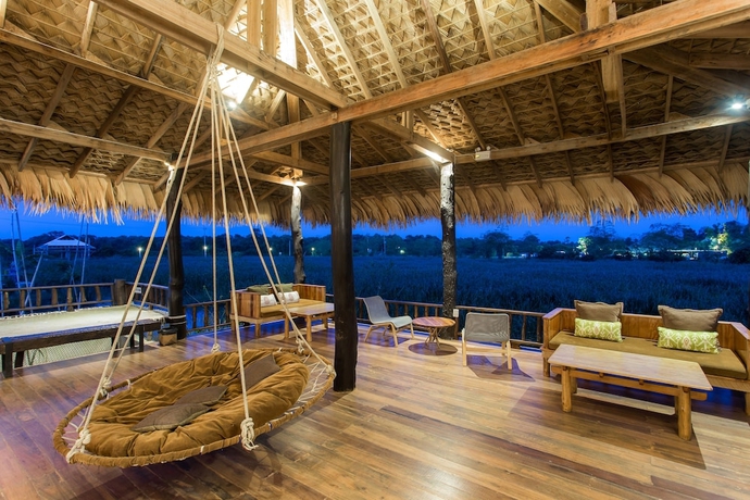 Imagen de los interiores del Hotel Sripakpra Boutique Resort Phatthalung. Foto 18