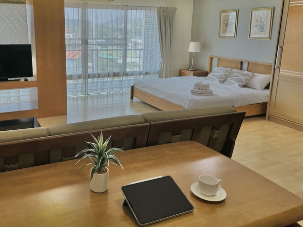 Imagen de la habitación del Hotel Sriracha Avenue. Foto 3