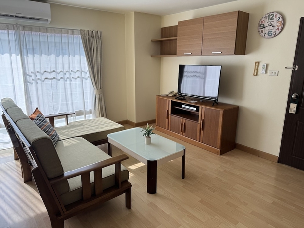 Imagen de la habitación del Hotel Sriracha Avenue. Foto 16