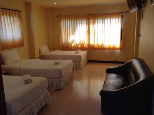 Imagen de la habitación del Hotel Srisomthai. Foto 4