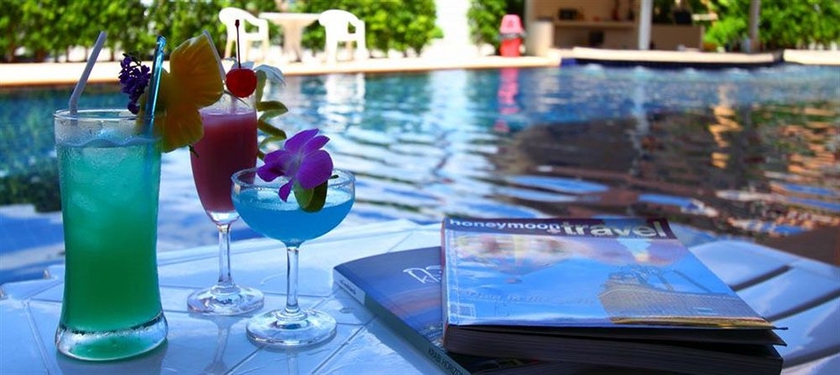 Imagen de la piscina del Hotel Srisuksant Resort. Foto 7