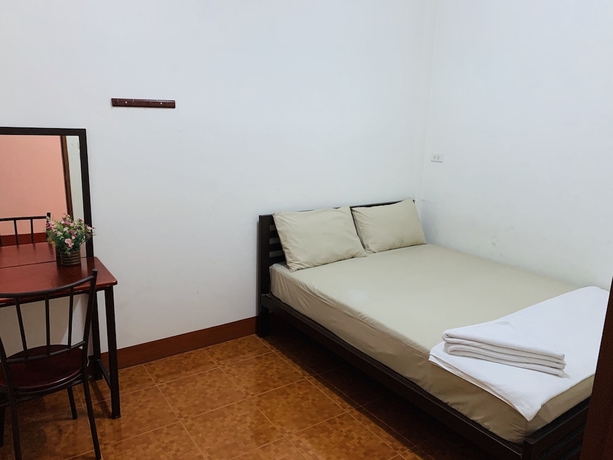 Imagen de la habitación del Hotel Srisupawadee Resort. Foto 6