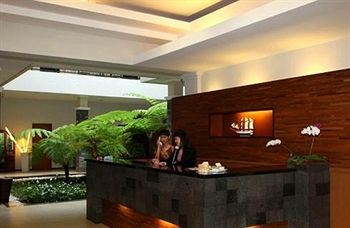 Imagen de los interiores del Hotel Sriti. Foto 7