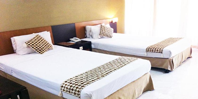 Imagen de la habitación del Hotel Sriwedari Resort and Business Center Yogyakarta. Foto 19