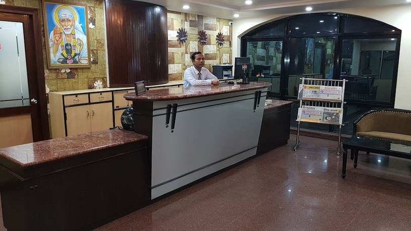 Imagen de los interiores del Hotel Sriyash Regency. Foto 19