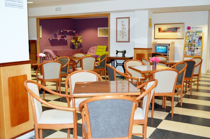 Imagen del bar/restaurante del Hotel S’agoita. Foto 5