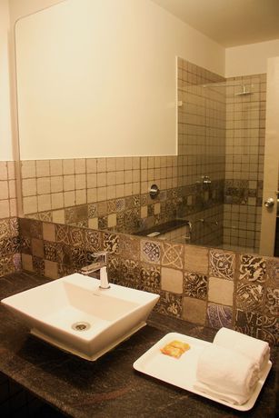 Imagen de la habitación del Hotel Srujans 22 Suites. Foto 9