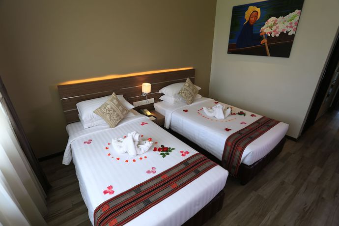 Imagen de la habitación del Hotel Ss Aung Ban. Foto 6