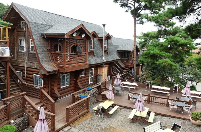 Imagen general del Hotel Sse Log Town. Foto 1