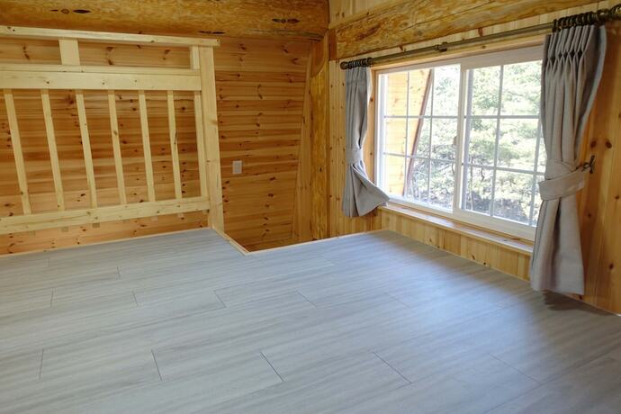 Imagen de la habitación del Hotel Sse Log Town. Foto 11