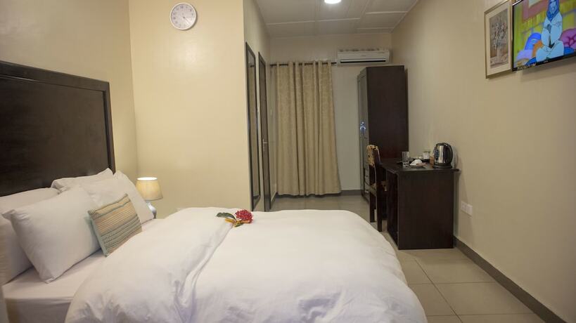 Imagen de la habitación del Hotel Ssnit Guest House. Foto 13