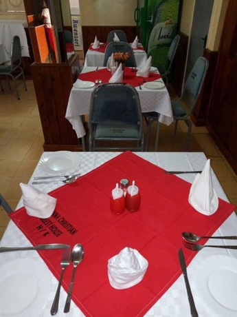 Imagen del bar/restaurante del Hotel St. Anna Guest House. Foto 3