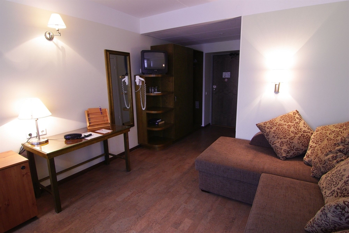Imagen de los interiores del Hotel St. Barbara. Foto 16