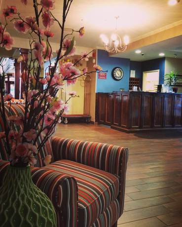 Imagen de los interiores del Hotel St. Charles. Foto 20