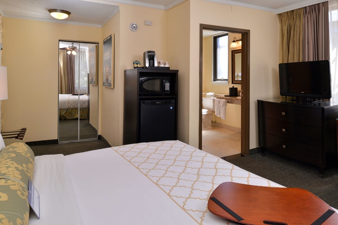 Imagen de la habitación del Hotel St. Charles Inn. Foto 12