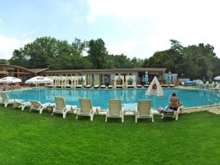 Imagen de la piscina del Hotel St. Elena. Foto 9