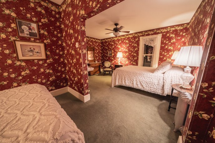 Imagen de la habitación del Hotel St. Elmo. Foto 5