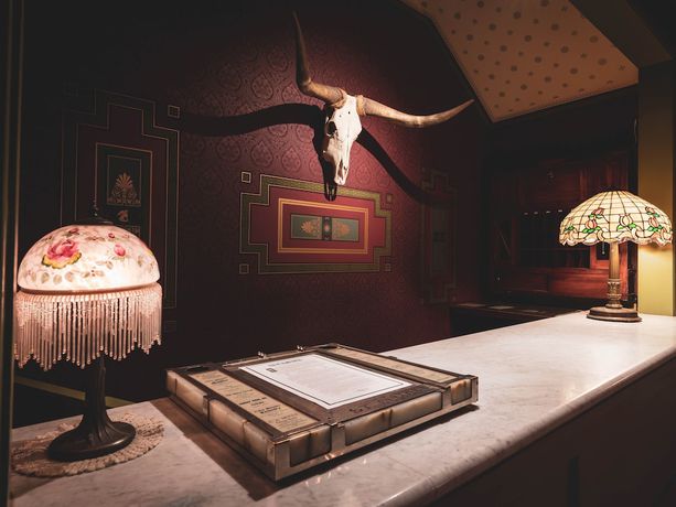 Imagen de los interiores del Hotel St. Elmo. Foto 14