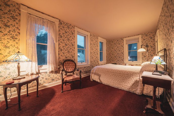 Imagen de la habitación del Hotel St. Elmo. Foto 9