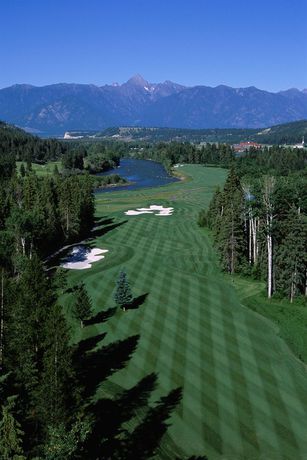 Imagen de los exteriores del Hotel St. Eugene Golf Resort and Casino. Foto 14