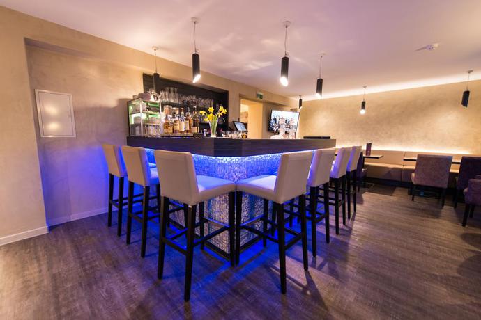 Imagen del bar/restaurante del Hotel St Fiacre. Foto 3