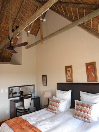 Imagen de la habitación del Hotel St Francis Golf Lodge. Foto 6