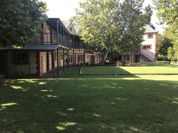 Imagen general del Hotel St Francis Winery. Foto 1