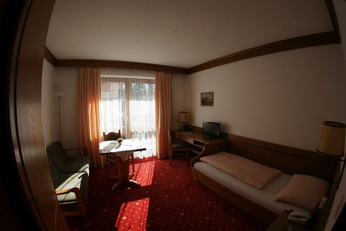 Imagen de la habitación del Hotel St. Georg, Nonn. Foto 5