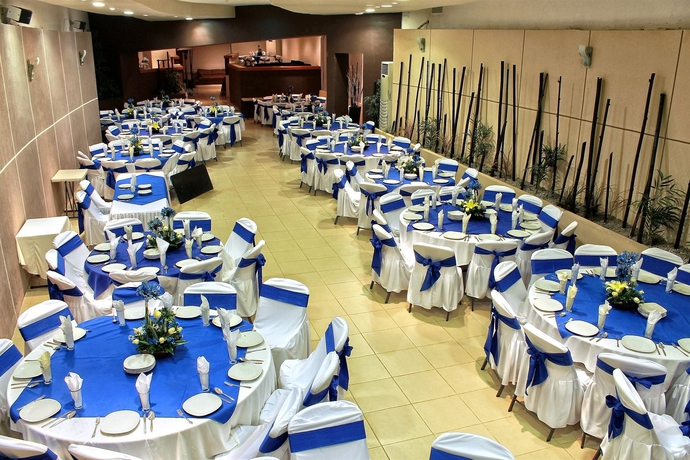 Imagen de los interiores del Hotel St George, Celaya. Foto 8