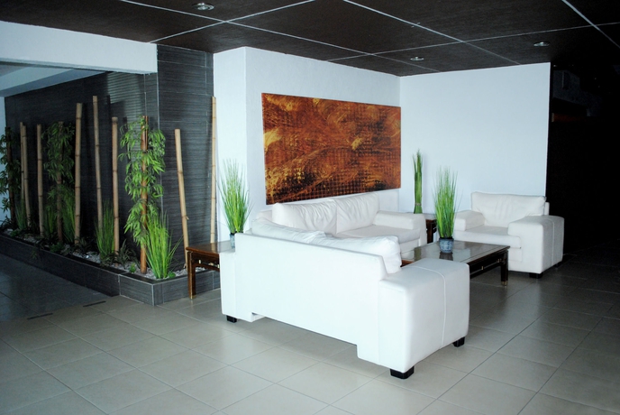 Imagen de los interiores del Hotel St George, Celaya. Foto 11