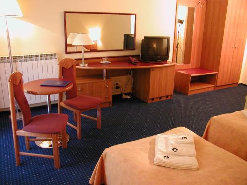Imagen general del Hotel St. George Family & Senior Spa Kudowa-Zdr&oacute;j. Foto 4