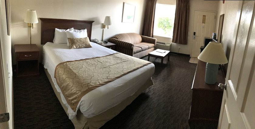 Imagen de la habitación del Hotel St. George Inn And Suites. Foto 11