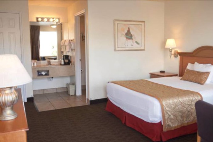 Imagen de la habitación del Hotel St. George Inn And Suites. Foto 12