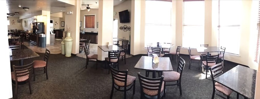 Imagen del bar/restaurante del Hotel St. George Inn And Suites. Foto 2