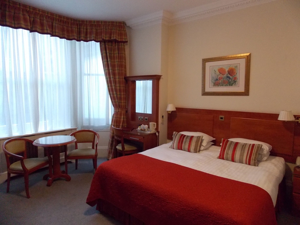 Imagen de la habitación del Hotel St George, Londres. Foto 9
