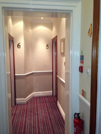 Imagen de los interiores del Hotel St George, Londres. Foto 14